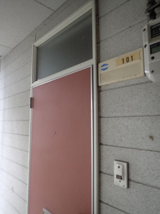 サンレジデンスの玄関