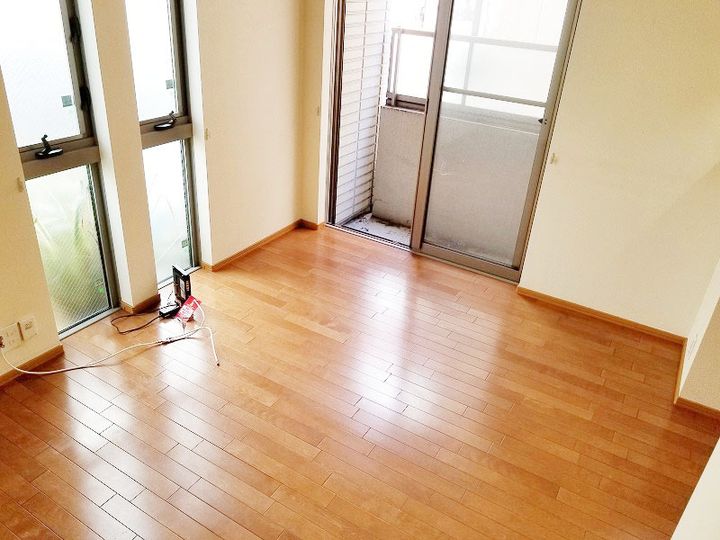 オブジェ今津の居間