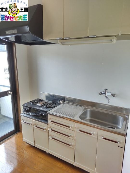 クオーレ中川の居間