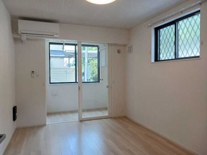 栃木県宇都宮市戸祭町(アパート)の賃貸物件の居間