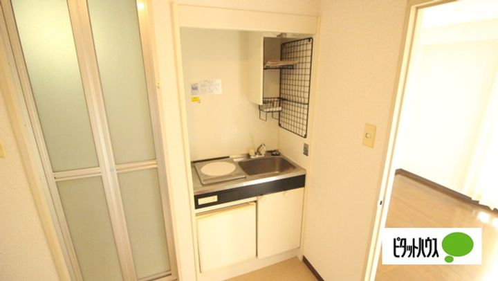 フレール・ナカノのキッチン