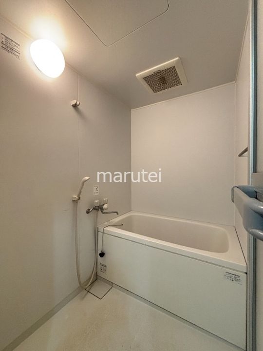 ホワイトハウス溝の口の風呂