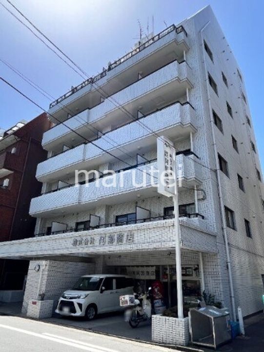 ホワイトハウス溝の口の外観