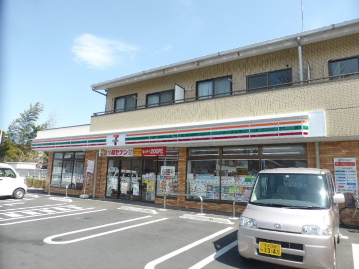 サンレイクヒル仲原の周辺