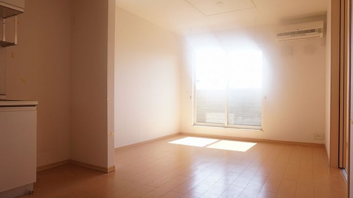 埼玉県東松山市あずま町1(アパート)の賃貸物件の居間