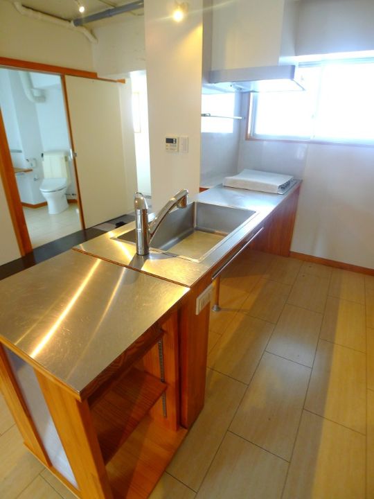 愛知県名古屋市中村区黄金通3(マンション)の賃貸物件のキッチン