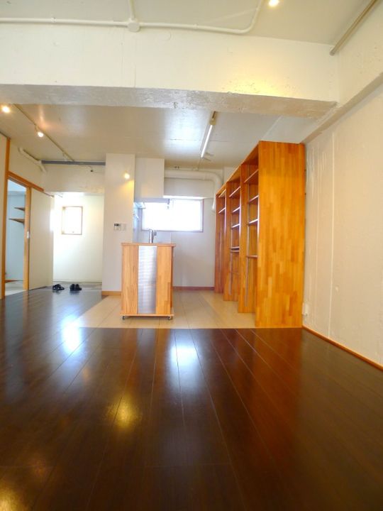 愛知県名古屋市中村区黄金通3(マンション)の賃貸物件の居間