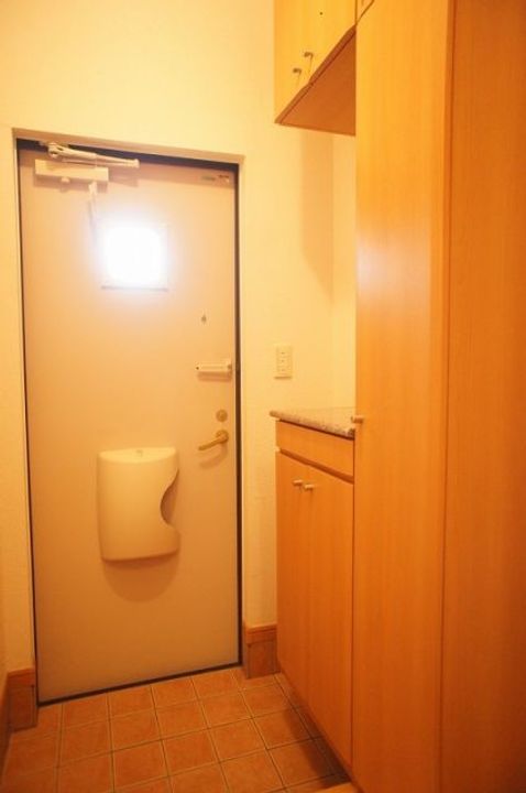 SAKURA STREET IIの玄関