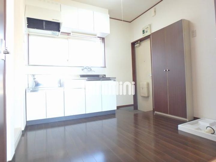 パサージュ善行の居間