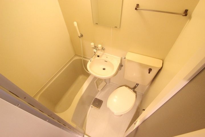One Maison 東霞町の風呂