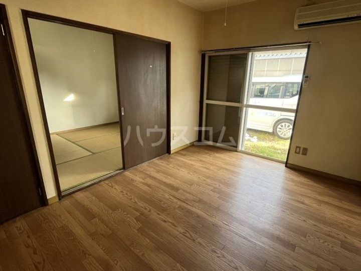 ウエストランドの居間