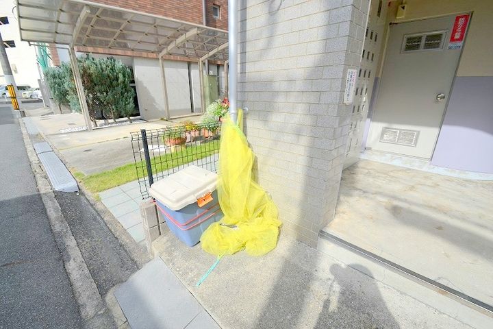 広島県広島市南区東雲本町2(マンション)の賃貸物件の地図