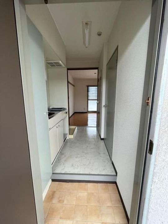 プリメゾン岡山南方の玄関
