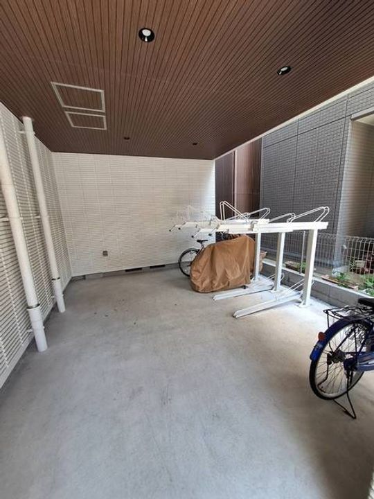 神奈川県鎌倉市大町1(マンション)の賃貸物件の地図