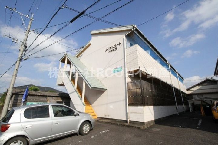 メイプルコート一万城の外観