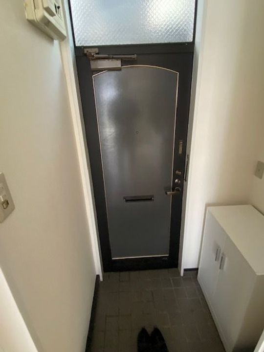 アネックス129の玄関