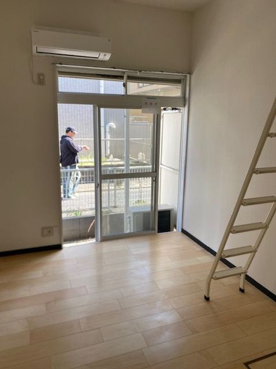 アネックス129の居間