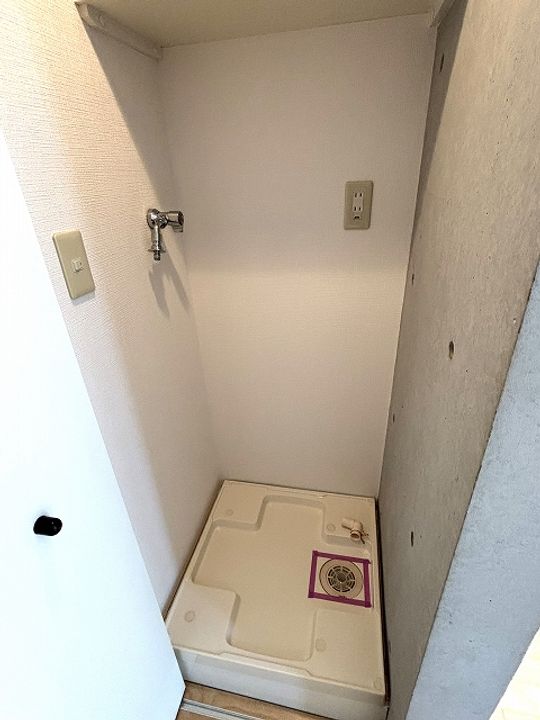 礼敷ゼロゼロ NETフリー FR1ヶ月 MODULOR代々木公園の内装