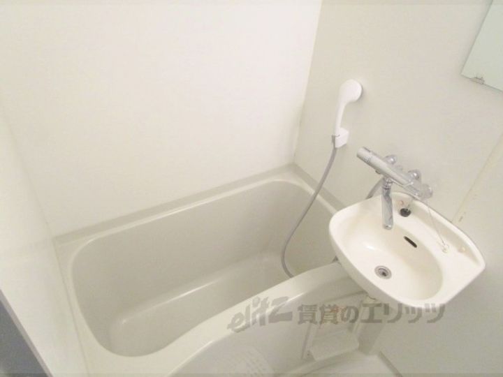 レオパレス長浜の風呂