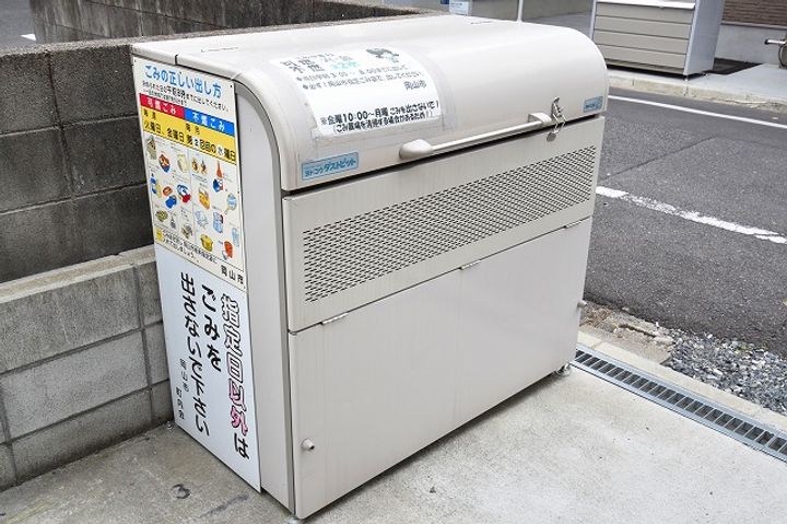 クレセント富町の地図