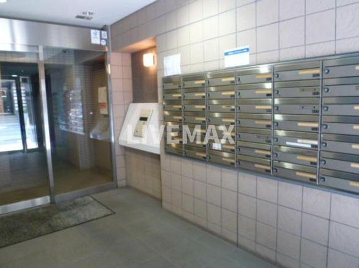 メゾン・ド・ヴィレ芝大門の地図