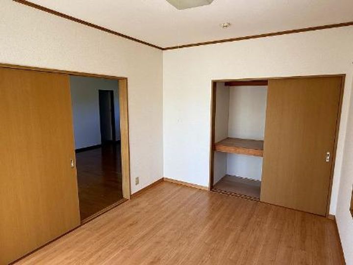 ヒルズポラールの居間