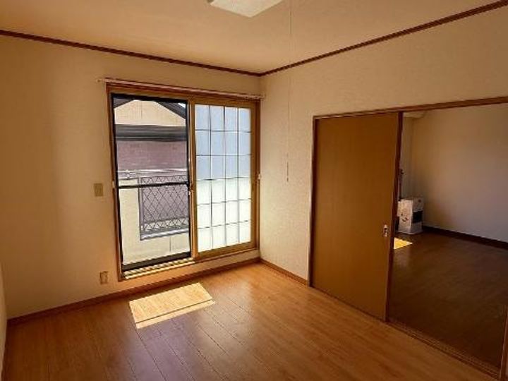 ヒルズポラールの居間