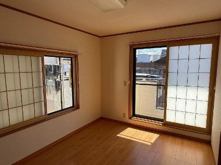 ヒルズポラールの居間