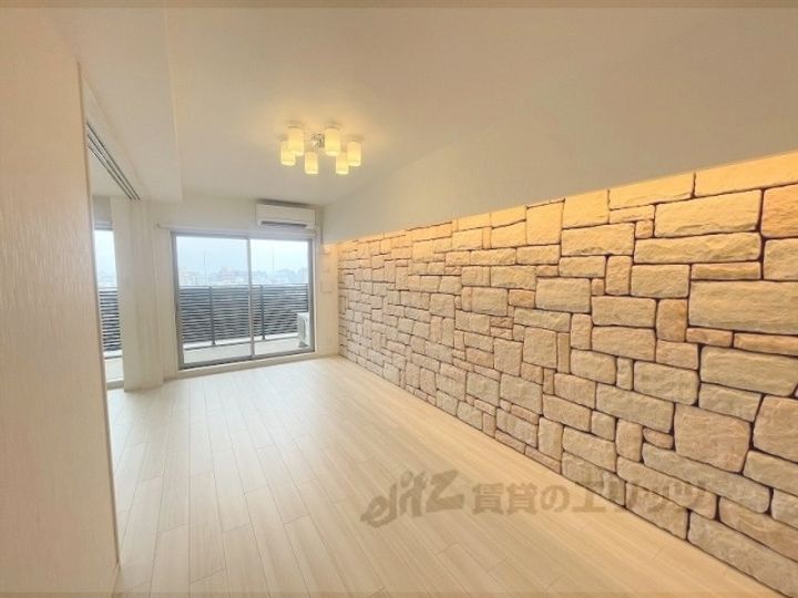 プレジオ永和ASIANの居間