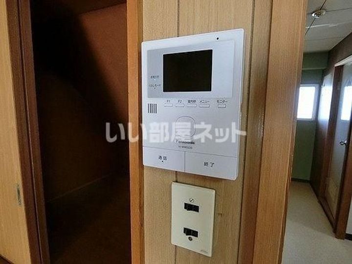 労住協第 5ビルの内装