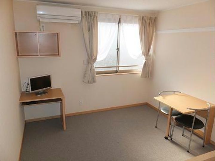 レオネクスト壽アモーレの居間