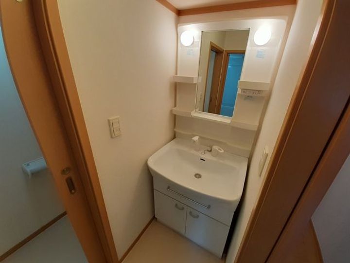 クレストール原田B棟の内装