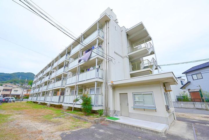 広島県広島市安芸区中野5(マンション)の賃貸物件の外観