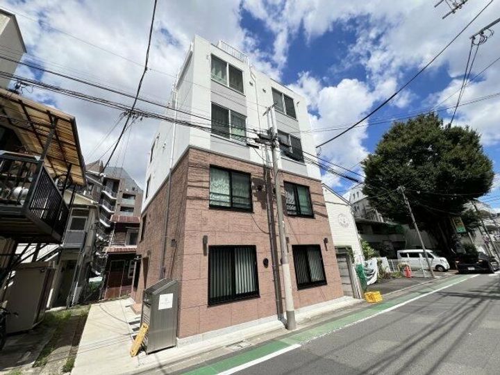 東京都世田谷区三軒茶屋2(マンション)の賃貸物件の外観