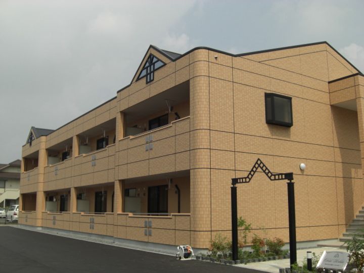 広島県福山市南手城町4丁目の賃貸アパートの外観