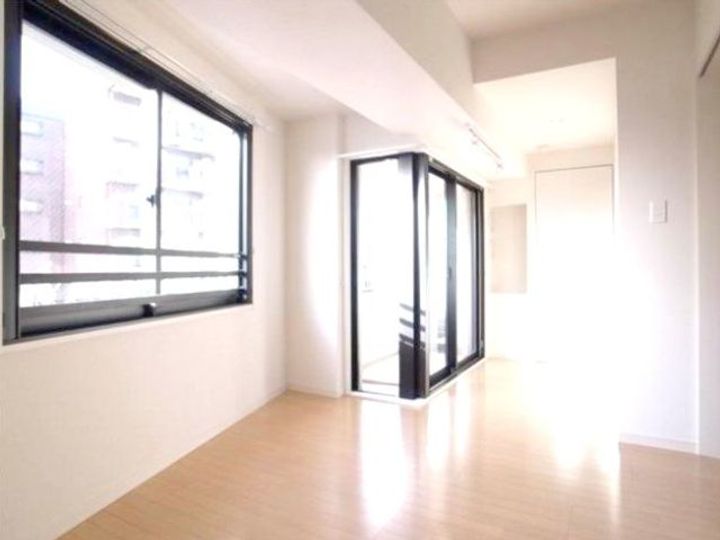 フォルトゥーナ中野の居間