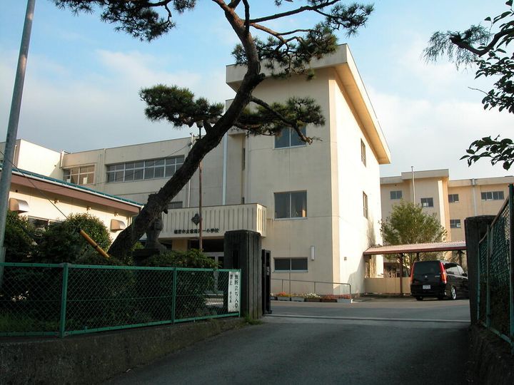 静岡県裾野市御宿(一戸建)の賃貸物件の周辺