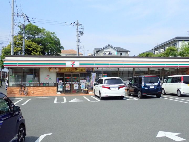 ライブピア六番館の周辺