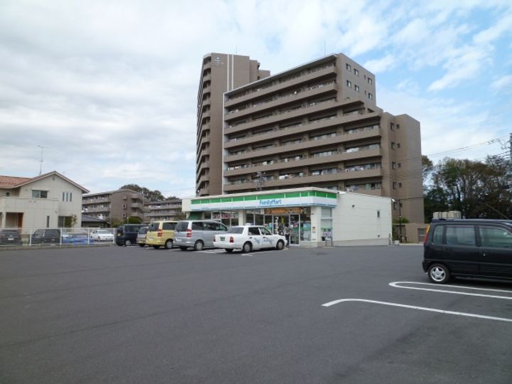 CASA・SKE IIの周辺