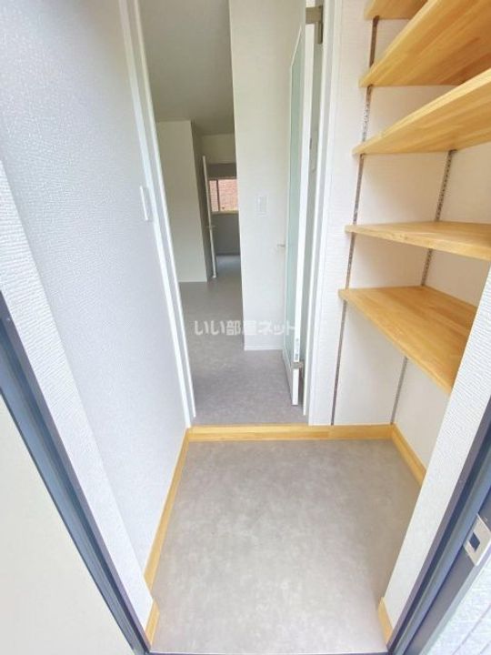 新潟県新潟市中央区関屋本村町1(アパート)の賃貸物件の玄関