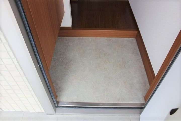 愛知県あま市七宝町桂角田(アパート)の賃貸物件の玄関