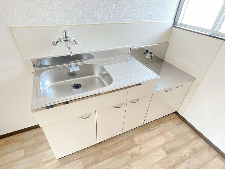 フォーブル三重野のキッチン