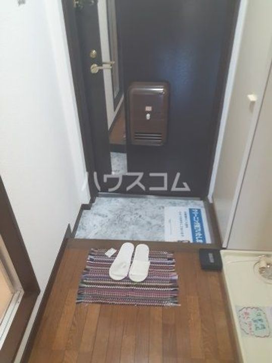 日神パレステージ玉川上水の玄関