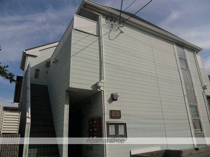 レオパレス島橋第5の外観