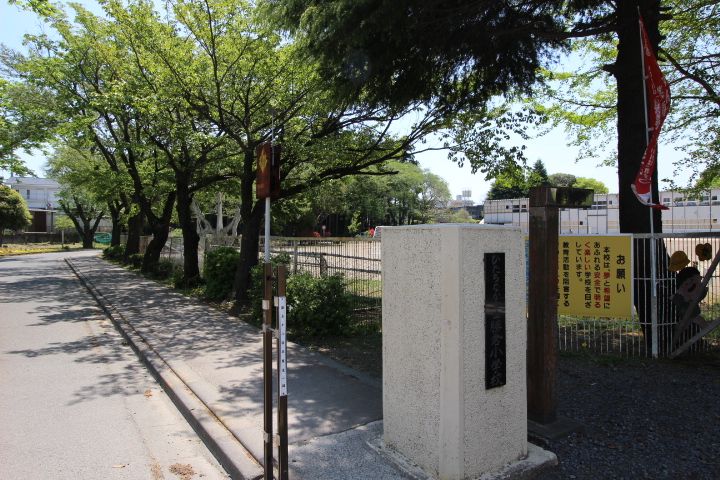 リヴィエールの周辺