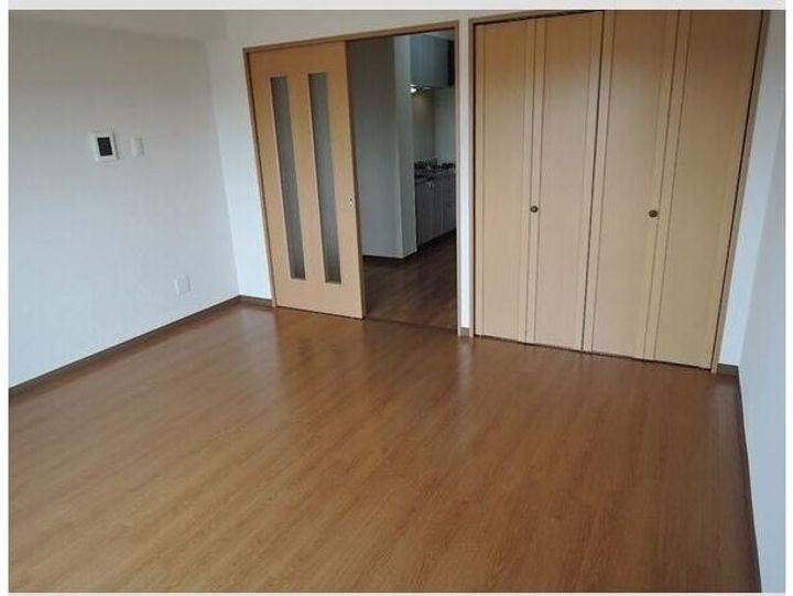 愛知県名古屋市名東区小井堀町(マンション)の賃貸物件の居間