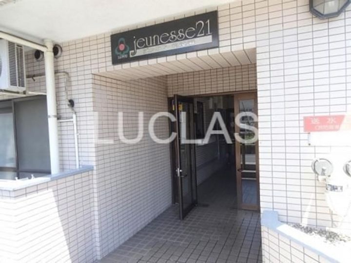 ジュネス北綾瀬の地図