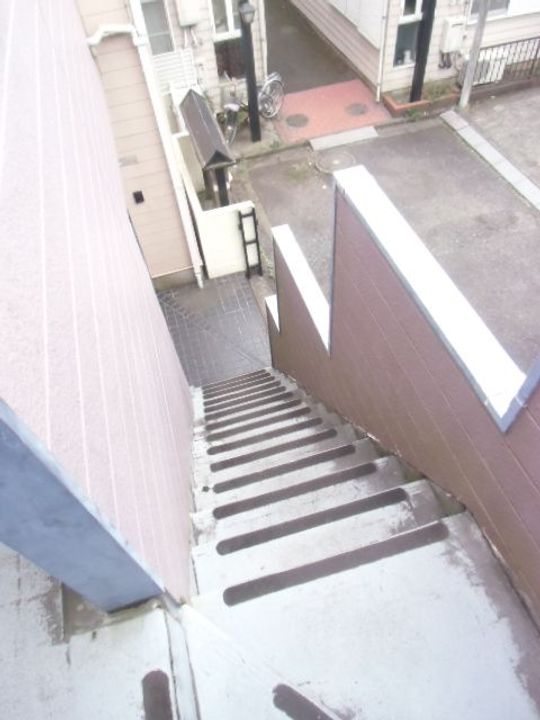 マークエレガンス愛甲の地図