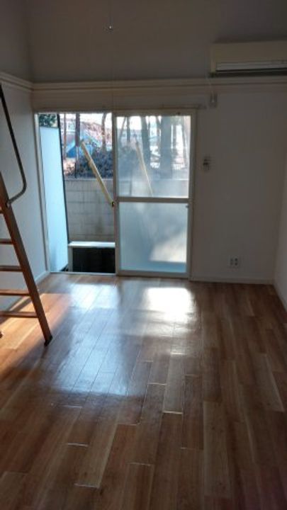 埼玉県坂戸市清水町(アパート)の賃貸物件の居間