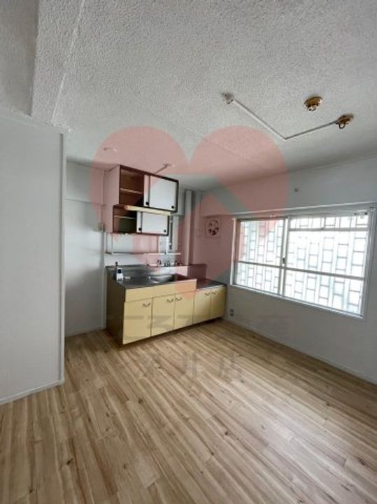 大阪府交野市私部8(マンション)の賃貸物件の居間